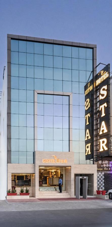 Hotel Star - Near Delhi Airport 뉴델리 외부 사진